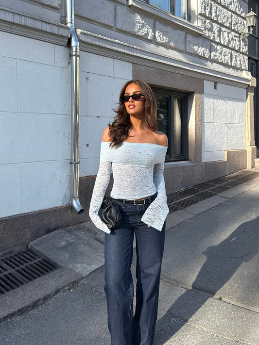KIANA LACE TOP