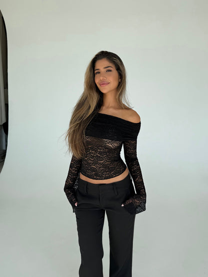 KIANA LACE TOP